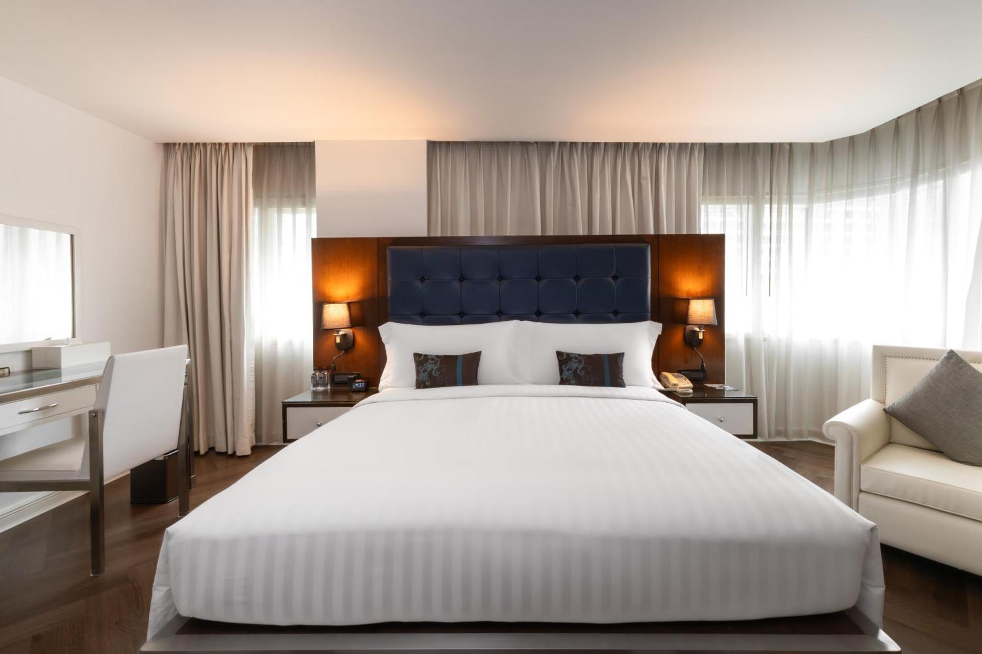 Night - Sukhumvit 15 Hotel Banguecoque